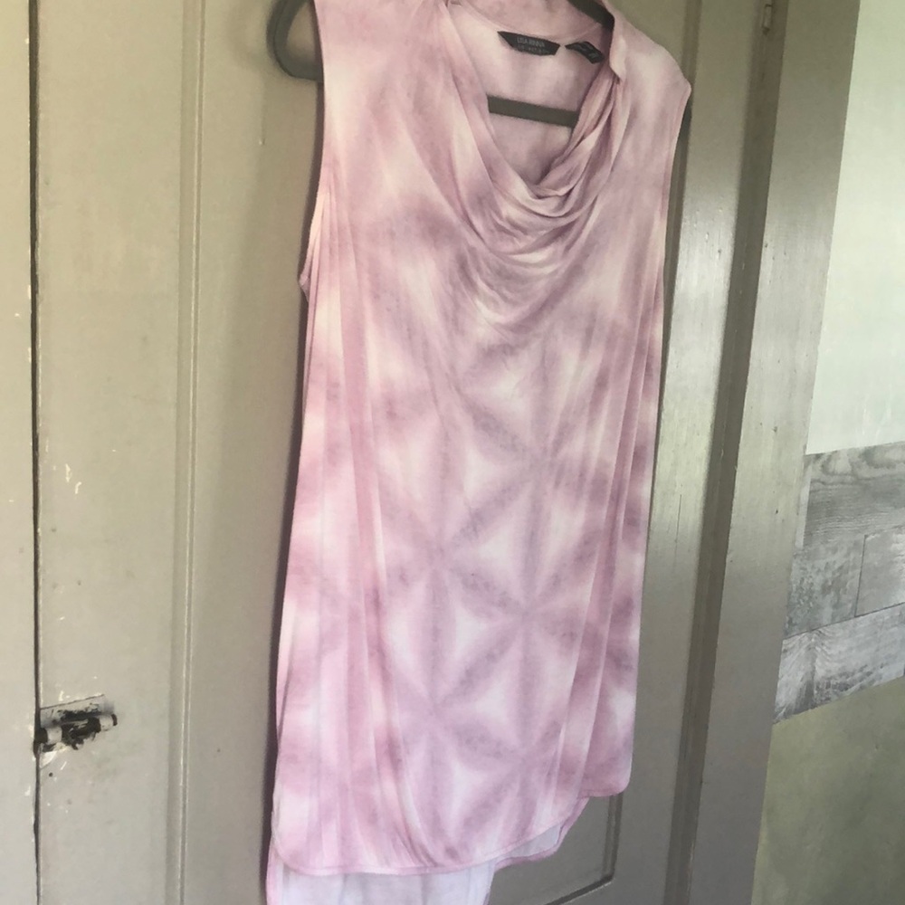 Lisa Rinna collection, size S  shirt, cotton flower, pattern, tie-dye style top